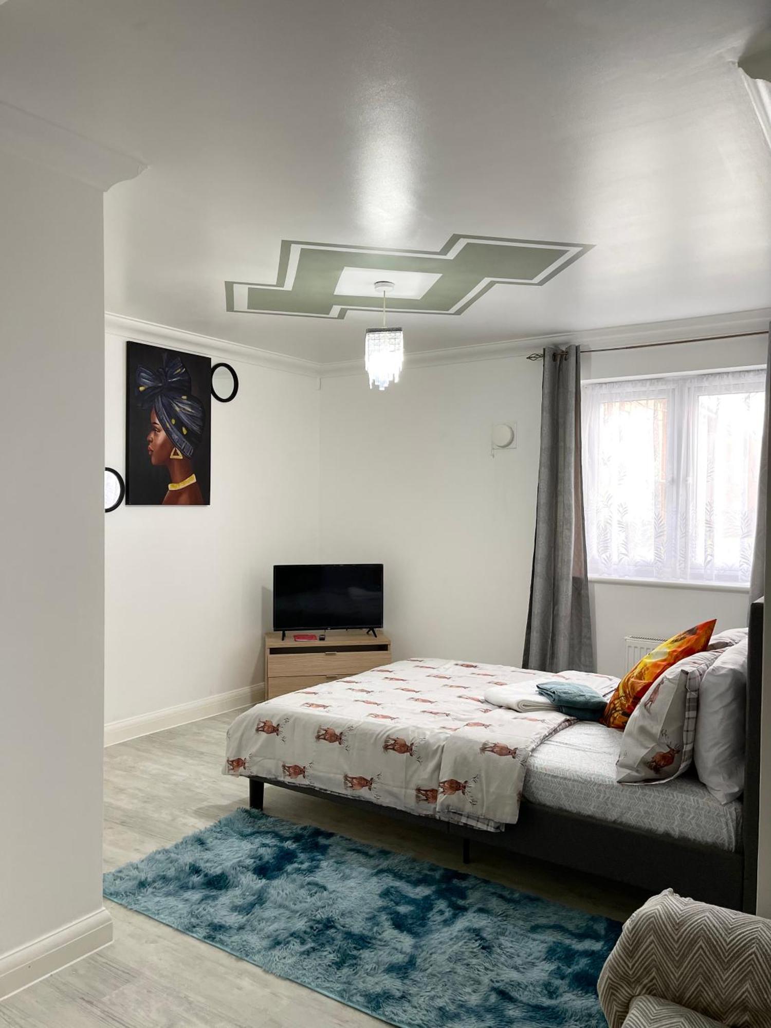 Stanton - Impeccable And Stylish 2 Bedroom Dagenham Exterior photo
