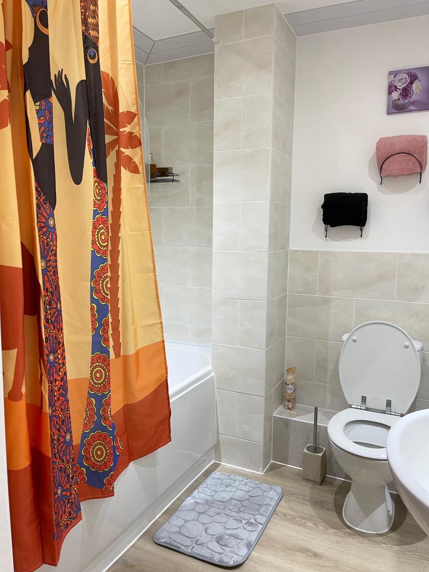 Stanton - Impeccable And Stylish 2 Bedroom Dagenham Exterior photo